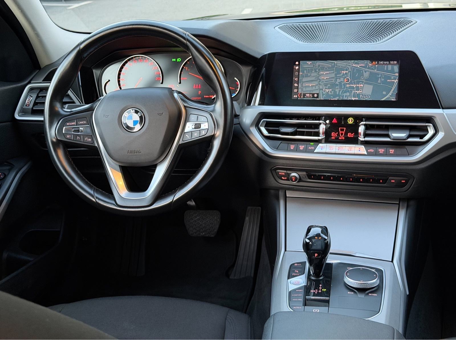 BMW 320i M G20 Shadowline sa Šiberom, fotografija 11