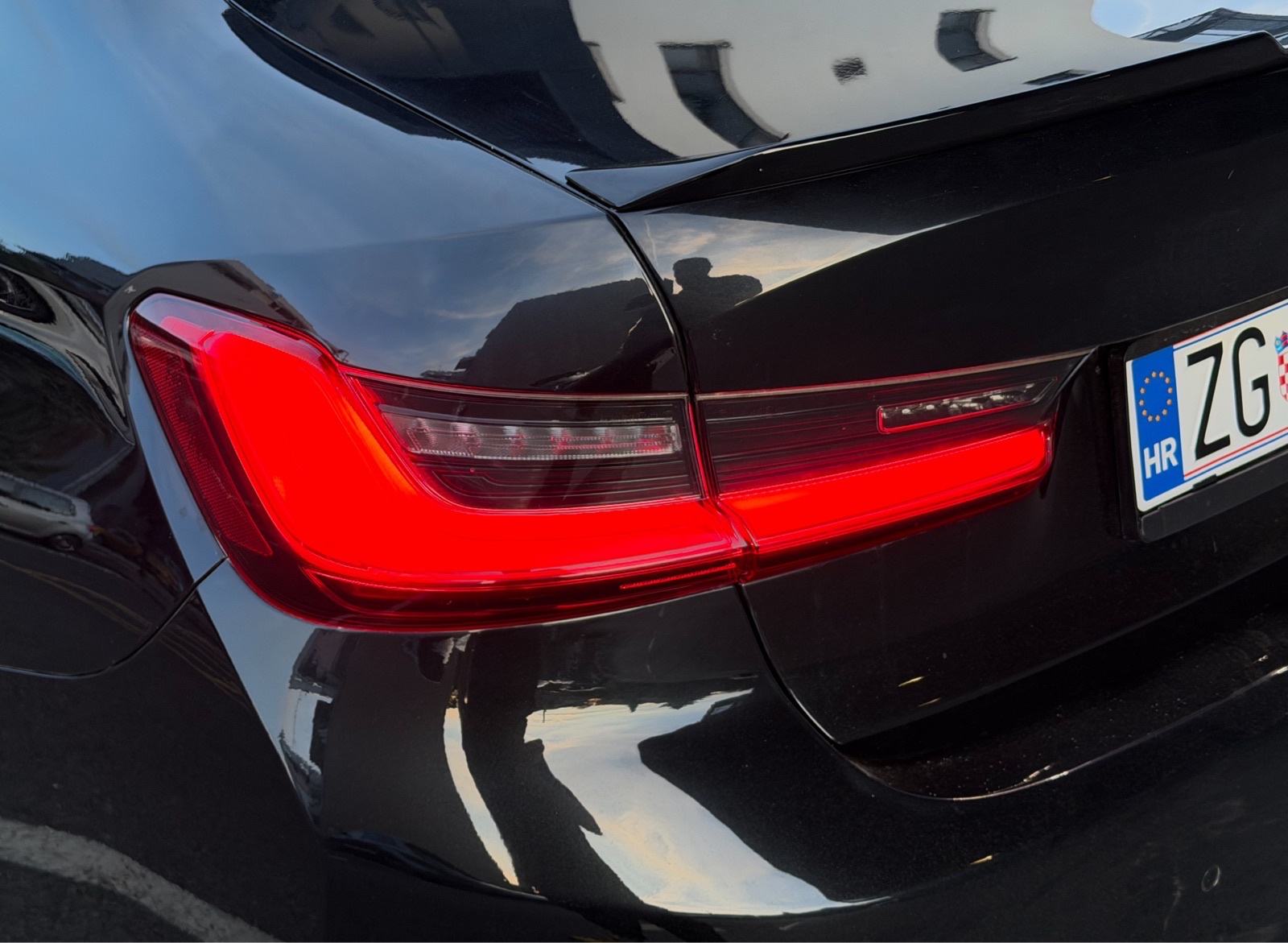 BMW 320i M G20 Shadowline sa Šiberom, fotografija 10