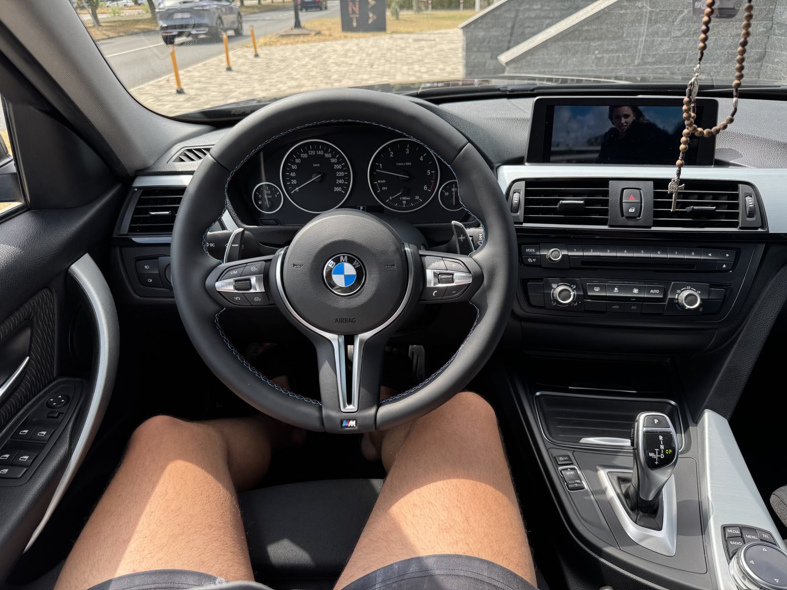 BMW 330d - AUTOMATIK - HR AUTO - NIJE UVOZ - REG 04/27 - PRILIKA !!!!, fotografija 16