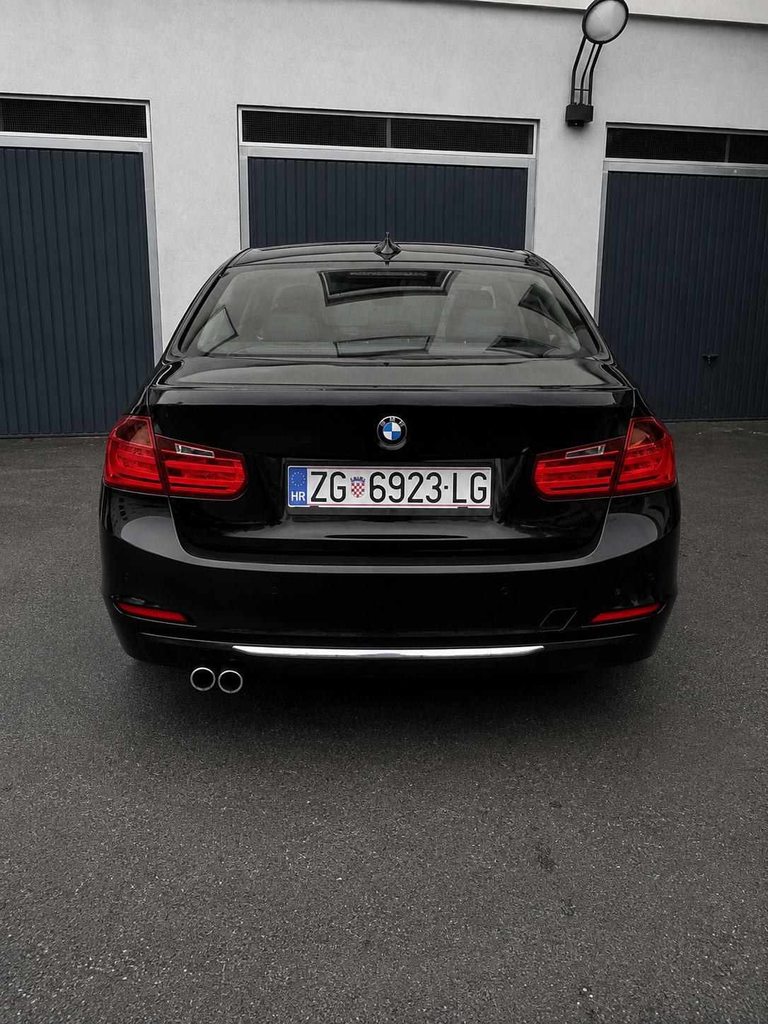 BMW 330D MODERN AUTOMATIK 2015 SERVISNA ODLIČAN POVOLJNO, fotografija 4