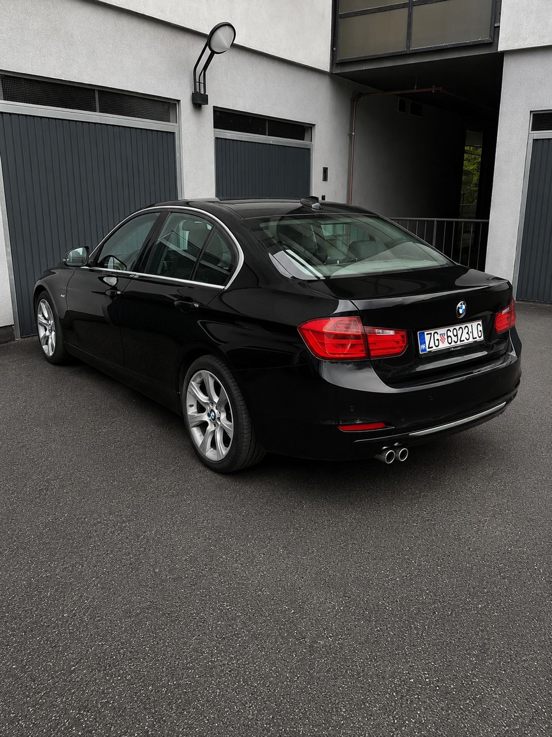 BMW 330D MODERN AUTOMATIK 2015 SERVISNA ODLIČAN POVOLJNO, fotografija 6