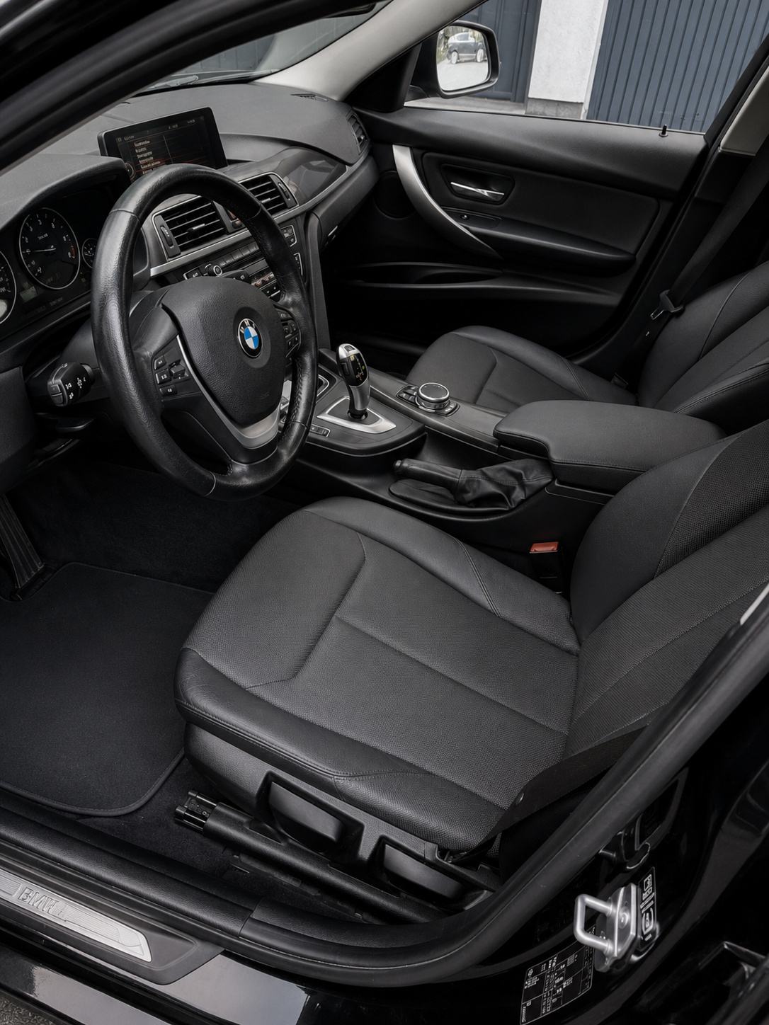 BMW 330D MODERN AUTOMATIK 2015 SERVISNA ODLIČAN POVOLJNO, fotografija 9