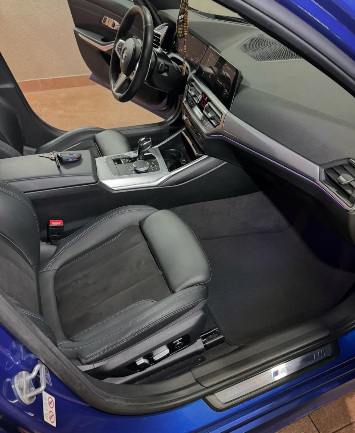 BMW 330e G20 M PAKET, 292KS, PORTIMAO BLUE, 2021, AUTOPILOT, fotografija 10
