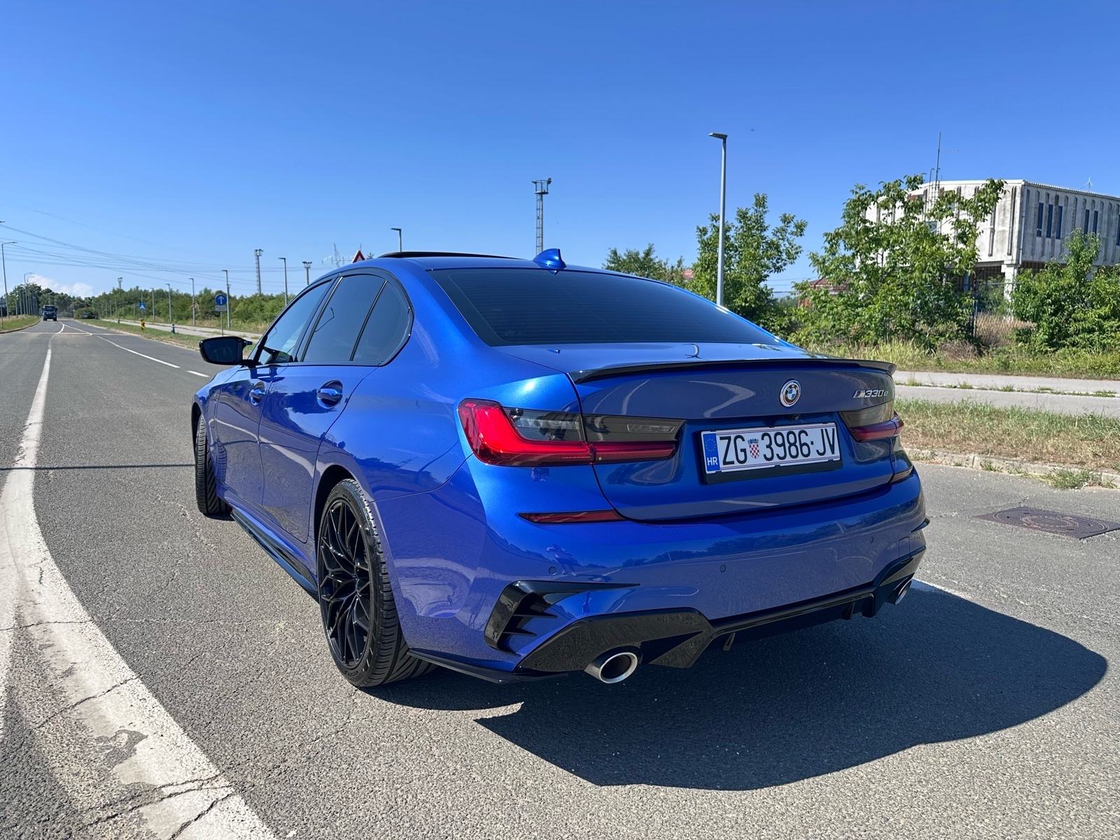 BMW 330e G20 M PAKET, 292KS, PORTIMAO BLUE, 2021, AUTOPILOT, fotografija 3