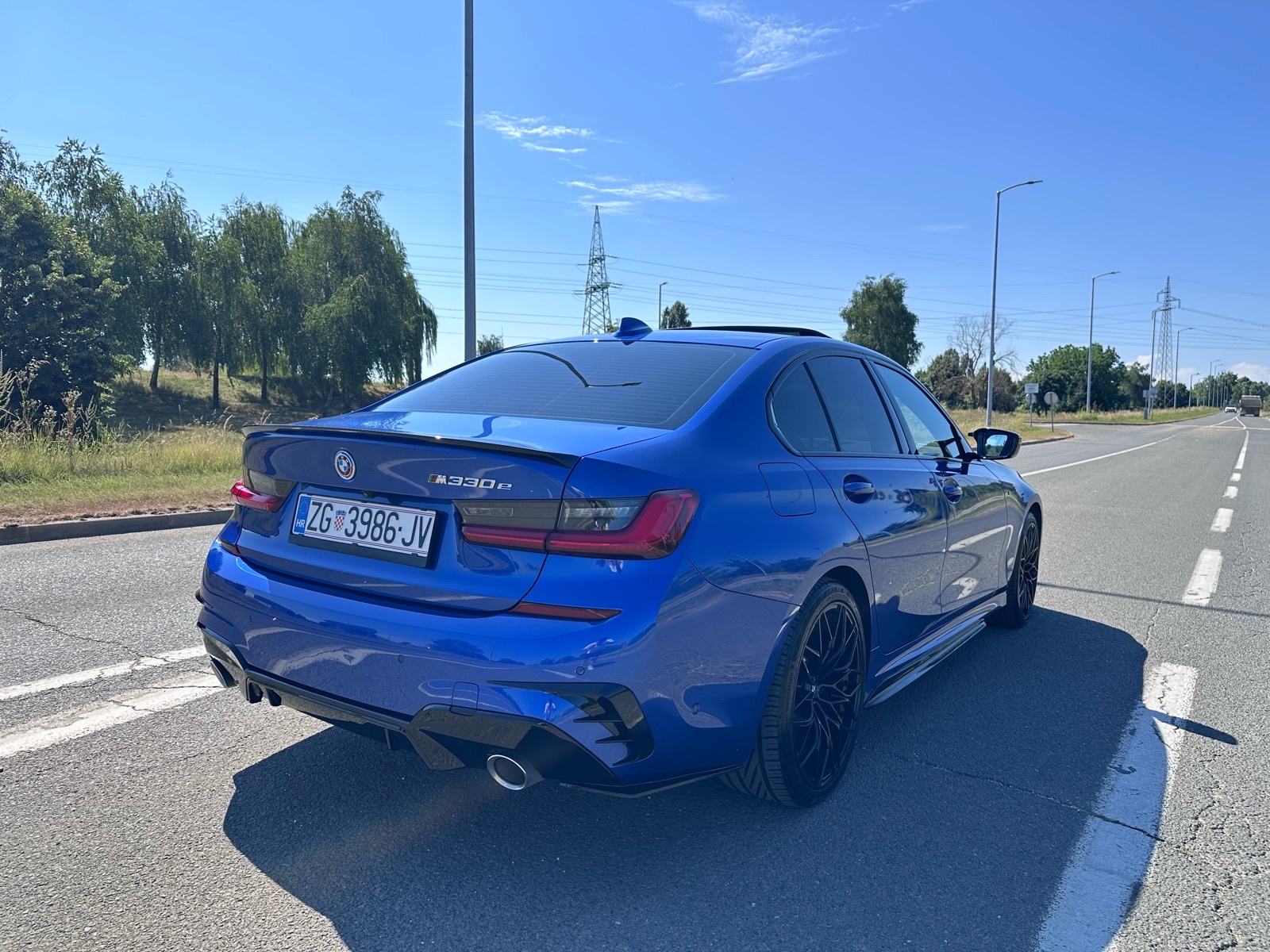 BMW 330e G20 M PAKET, 292KS, PORTIMAO BLUE, 2021, AUTOPILOT, fotografija 6