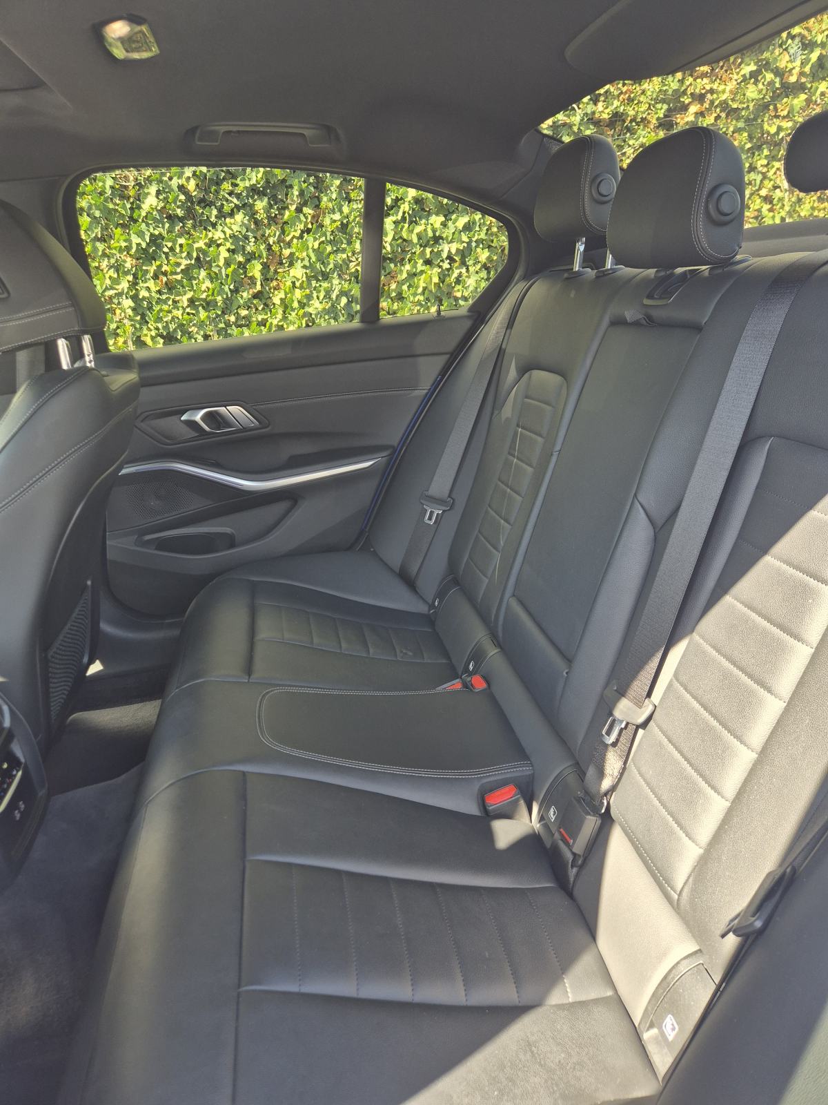 BMW 330i M sport *LASER*HUD*ACC*PANO*VIRTUAL*KEYLESS, fotografija 14