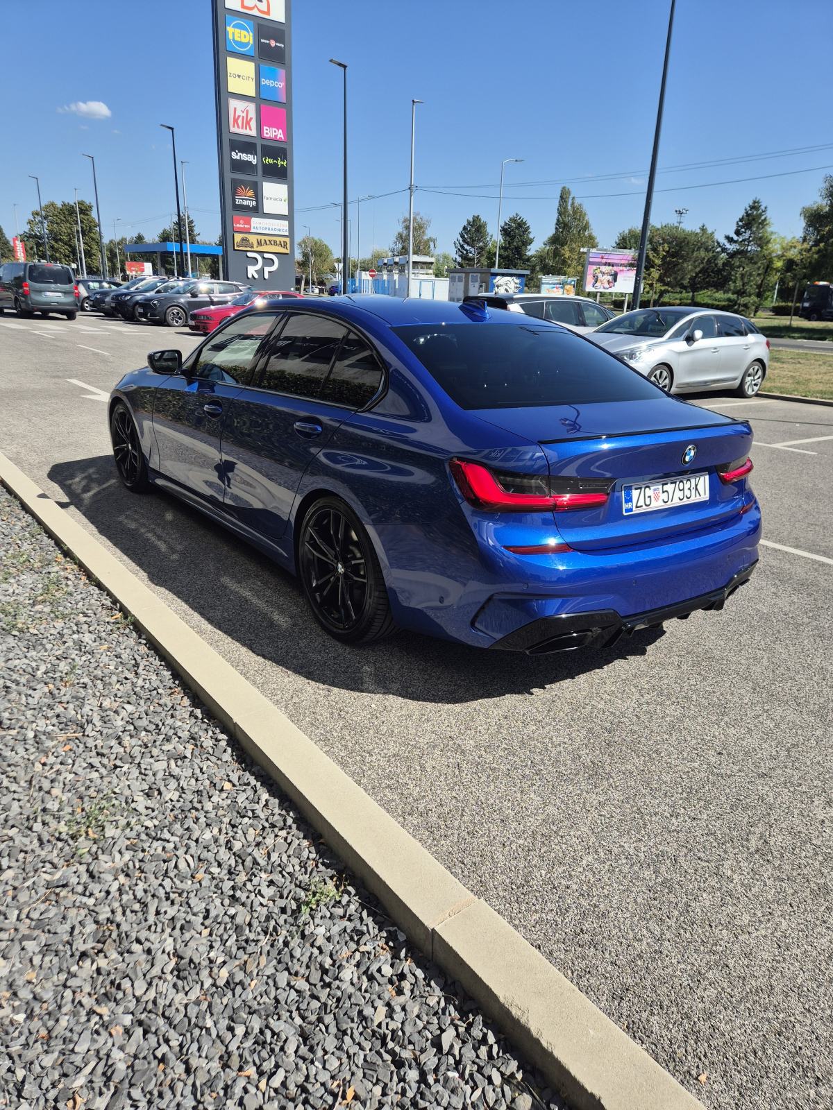 BMW 330i M sport *LASER*HUD*ACC*PANO*VIRTUAL*KEYLESS, fotografija 6