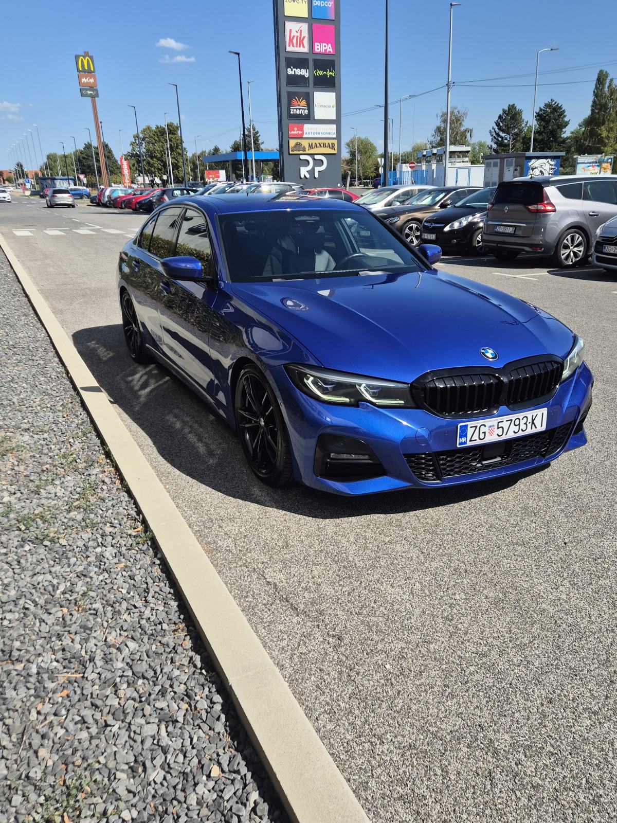 BMW 330i M sport *LASER*HUD*ACC*PANO*VIRTUAL*KEYLESS, fotografija 1