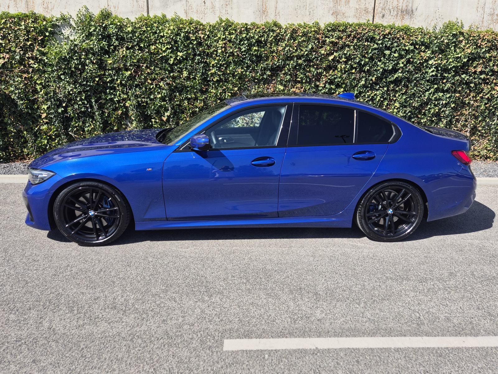 BMW 330i M sport *LASER*HUD*ACC*PANO*VIRTUAL*KEYLESS, fotografija 4