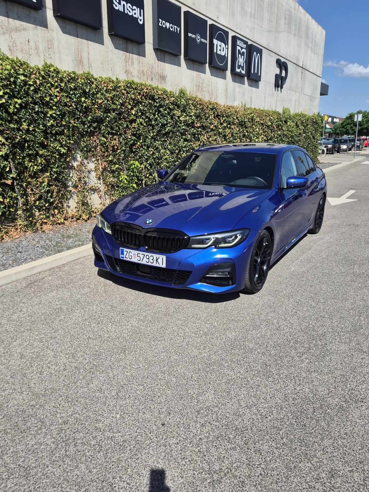 BMW 330i M sport *LASER*HUD*ACC*PANO*VIRTUAL*KEYLESS, fotografija 2