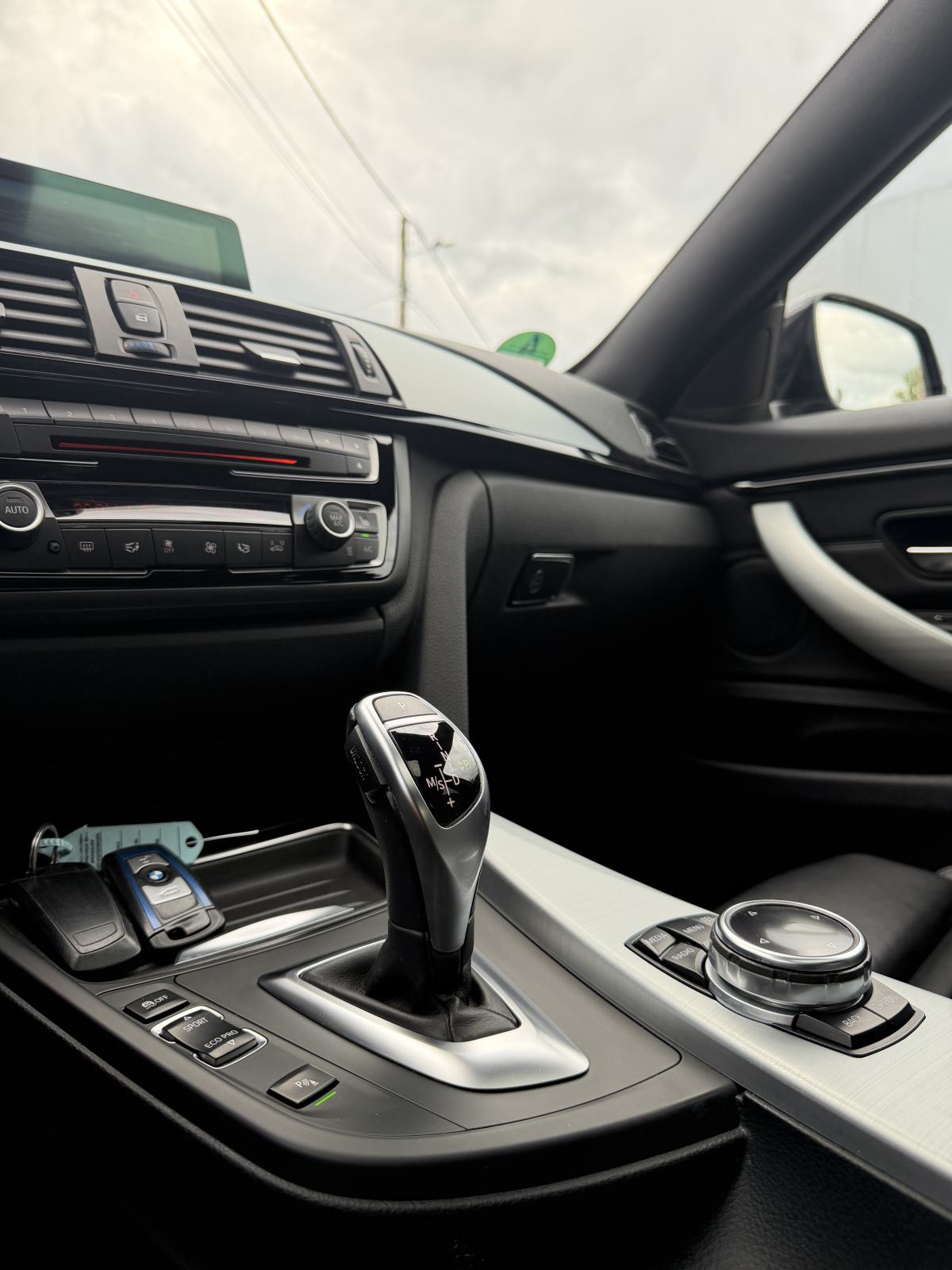 BMW 420d GRAN COUPE *M PAKET*FULL OPREMA*SIBER*KOZA*SVI SERVISI BMW*, fotografija 15