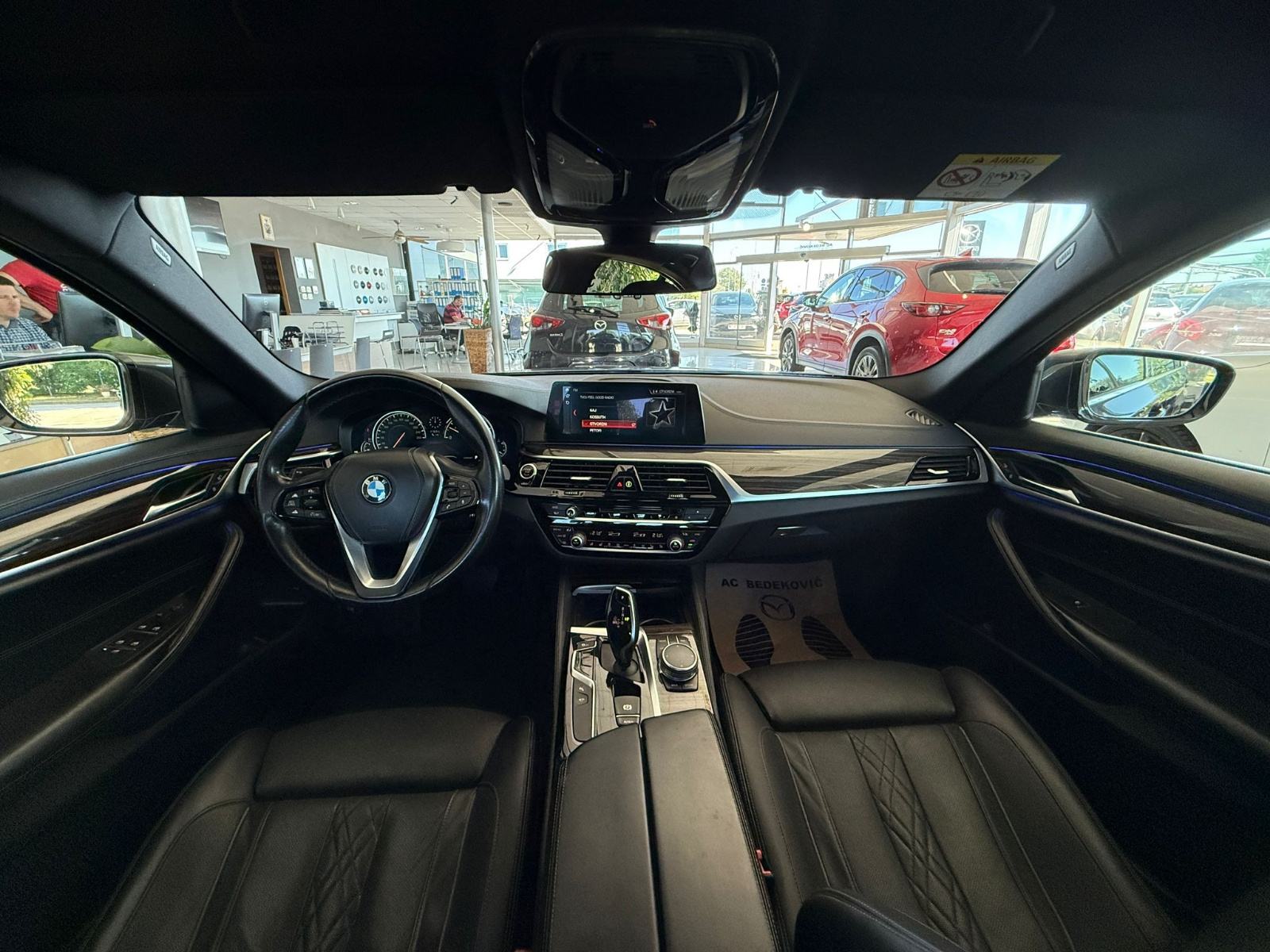 BMW 5 530d Xdrive✅️LUXURY✅️NAVI✅️KAMERA✅️SERVISNA ALU 19 TOP STANJE, fotografija 9