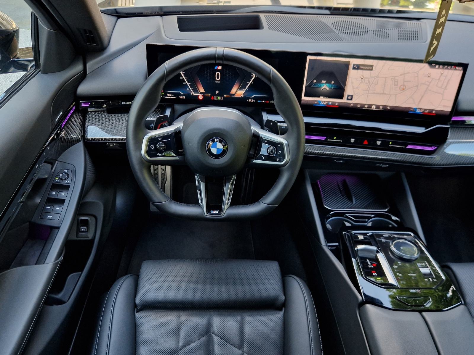 BMW 520 D M-SPORT - *HEAD-UP+PANORAMA - REG.08/2026 - U SUSTAVU PDV-A*, fotografija 19