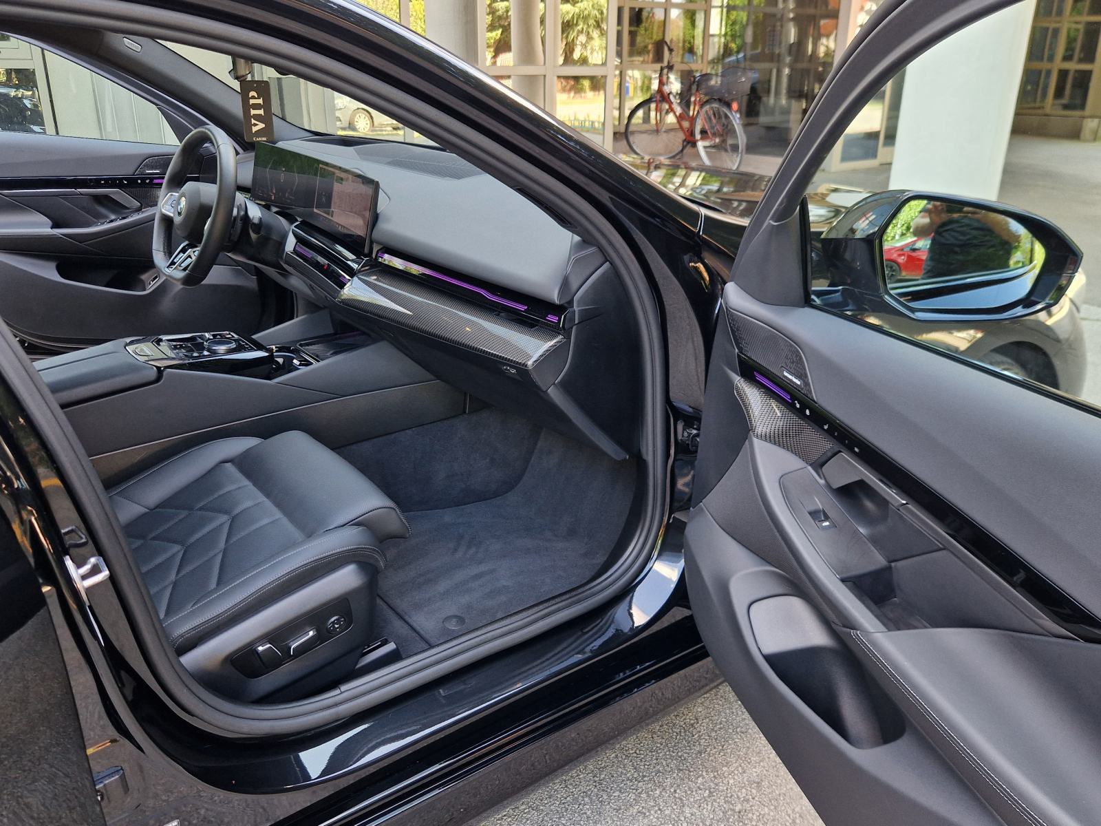 BMW 520 D M-SPORT - *HEAD-UP+PANORAMA - REG.08/2026 - U SUSTAVU PDV-A*, fotografija 15