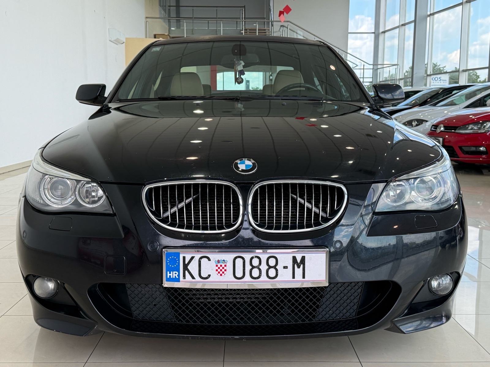 BMW 520 D⭐️REG3/27⭐️M PAKET⭐️SERVISNA⭐️VLASNIK 10 GODINA⭐️, fotografija 7