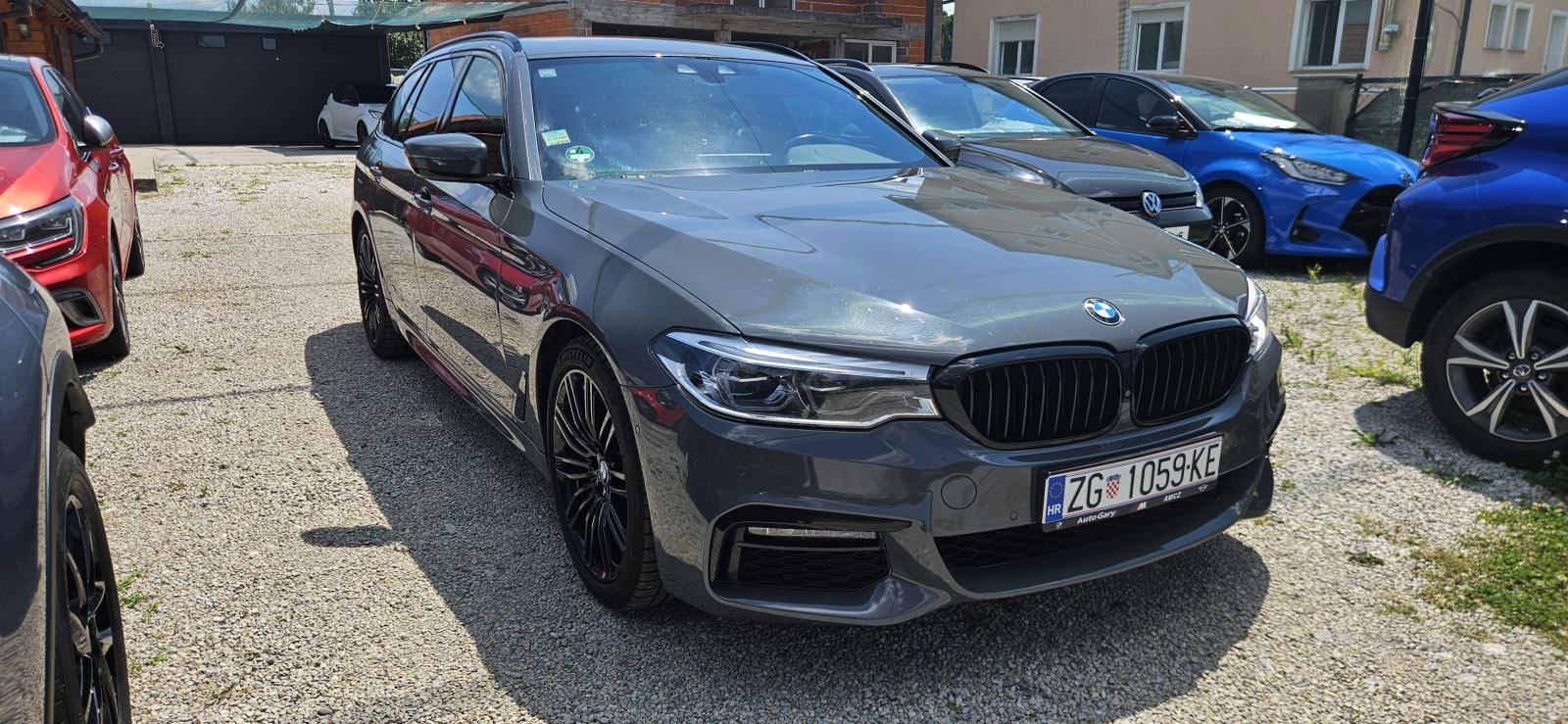 BMW 520 M SPORT DIZEL+HEV HARMAN KAMERA 360°, fotografija 3