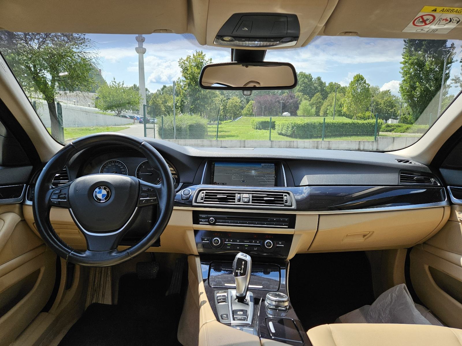 BMW 520d, 2015., automatik, fotografija 8