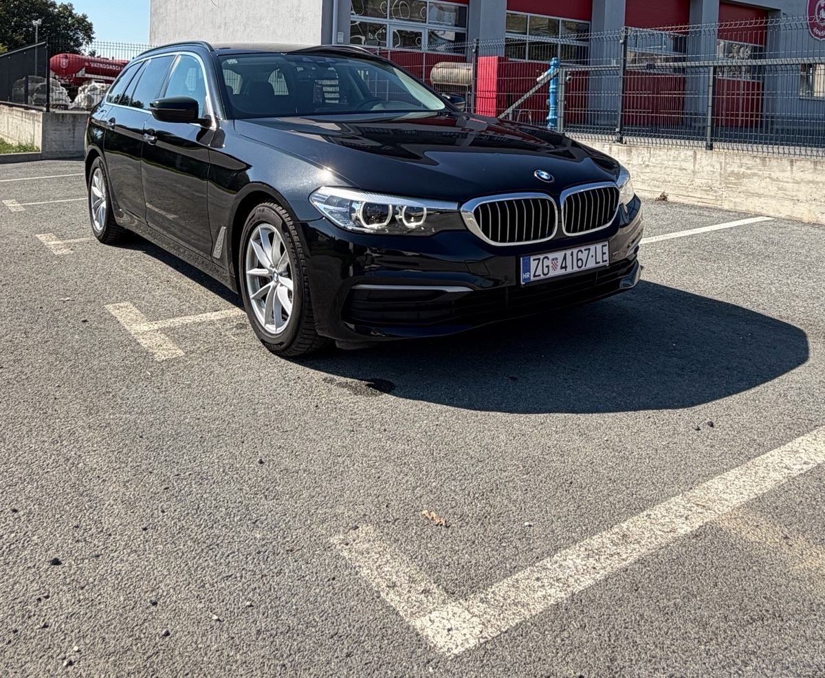 BMW 520d 2017 •Luxury line•, fotografija 3