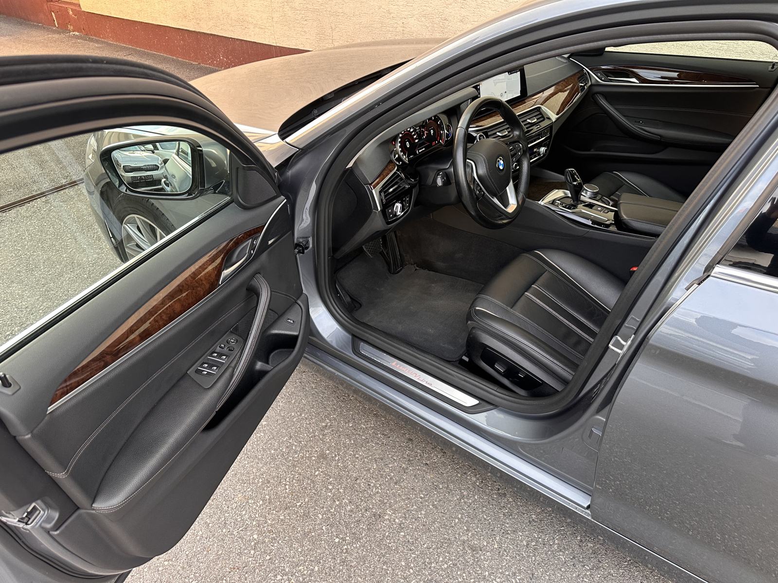 BMW 520d,2018.god.reg.12/26.god.Luxury-line,NAVI,LED,KOŽA,LEASING!!!!!, fotografija 16