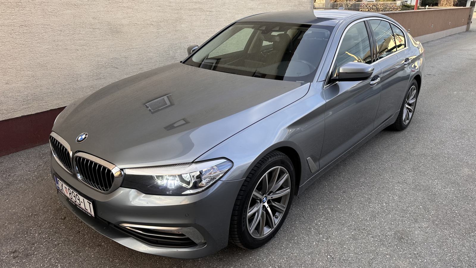 BMW 520d,2018.god.reg.12/26.god.Luxury-line,NAVI,LED,KOŽA,LEASING!!!!!, fotografija 2