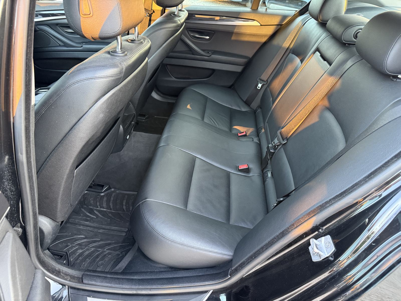 BMW 520d Business, 2014. Godina, Automatic - REG - ŠIBER - KOŽA - NAVI, fotografija 17