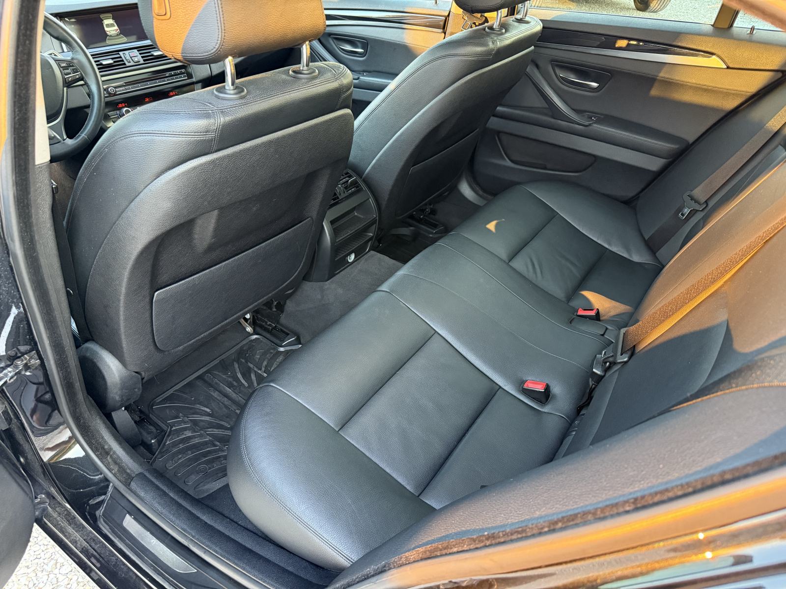 BMW 520d Business, 2014. Godina, Automatic - REG - ŠIBER - KOŽA - NAVI, fotografija 16
