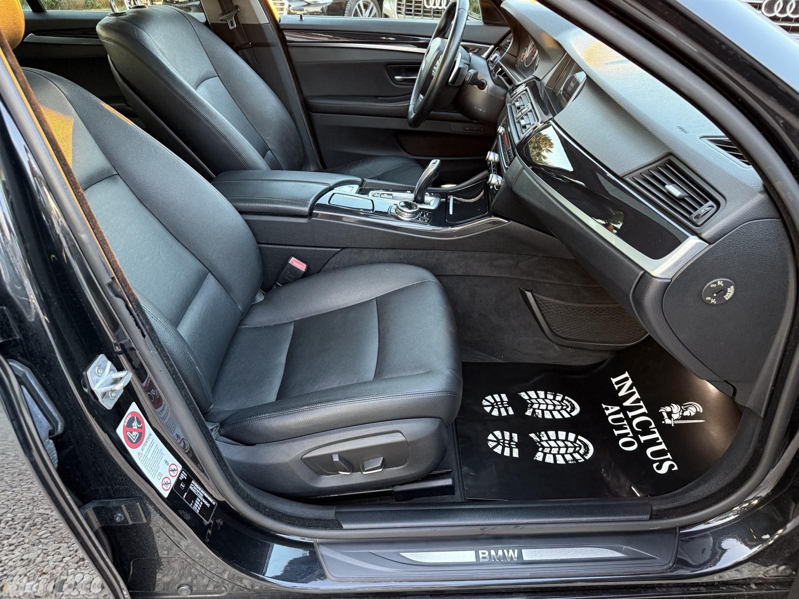 BMW 520d Business, 2014. Godina, Automatic - REG - ŠIBER - KOŽA - NAVI, fotografija 15