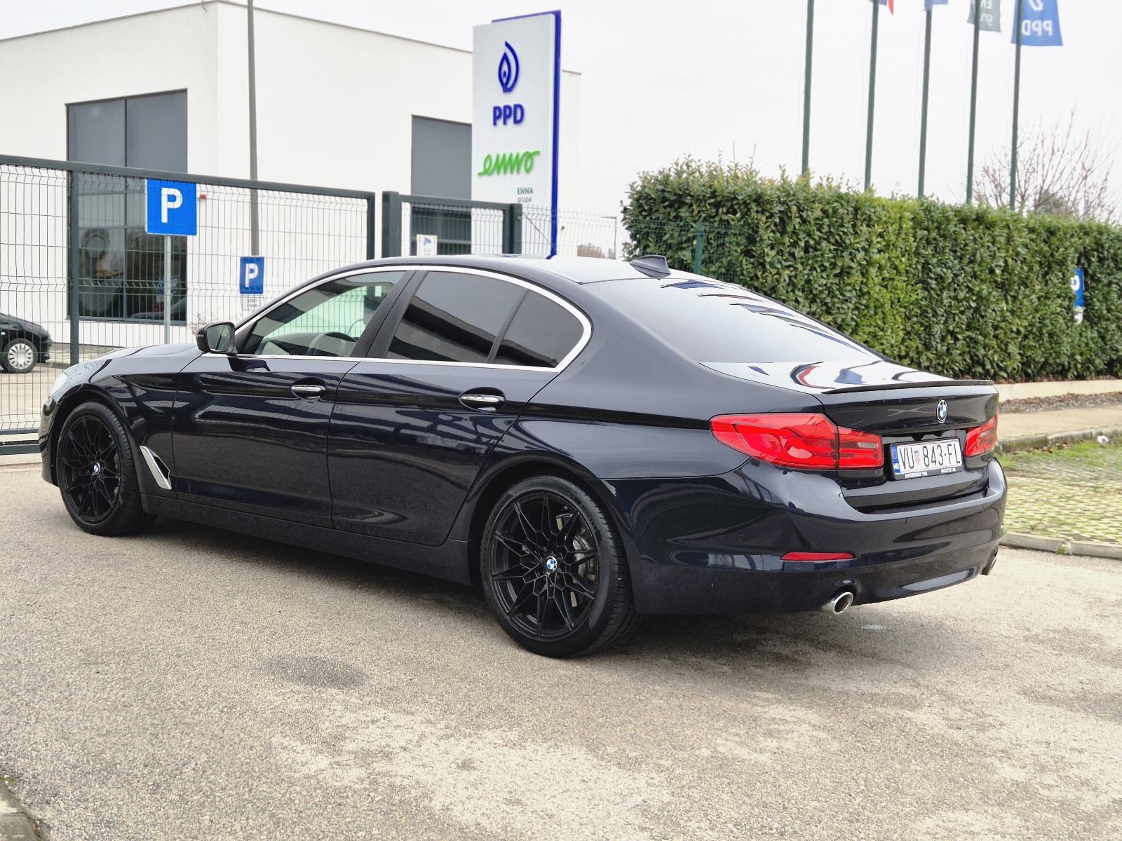 BMW 520d EfficientDynamics 2018 • TOP STANJE • Odlična oprema •, fotografija 12
