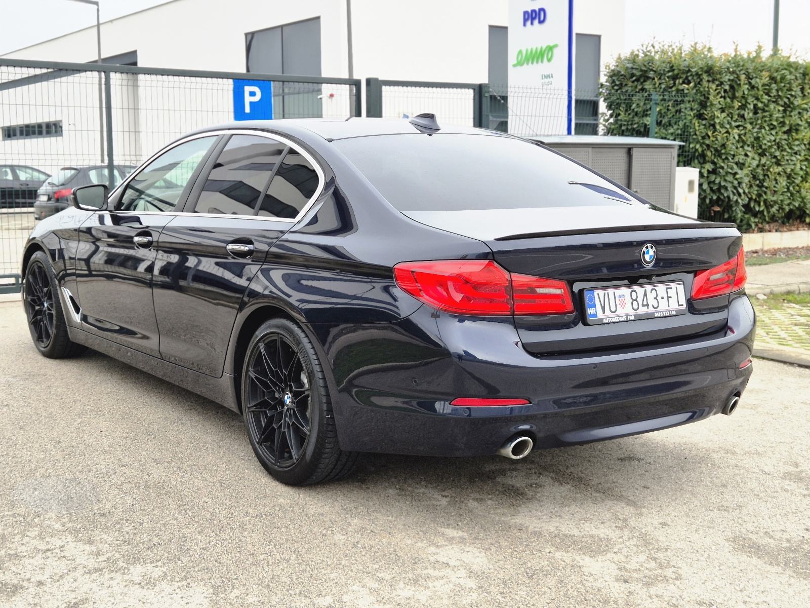 BMW 520d EfficientDynamics 2018 • TOP STANJE • Odlična oprema •, fotografija 11