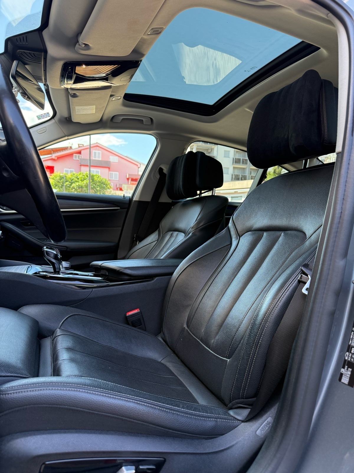 BMW 520d G30 Luxury Line FULL | Masaža | Soft-Close | adapt led | HUD, fotografija 18