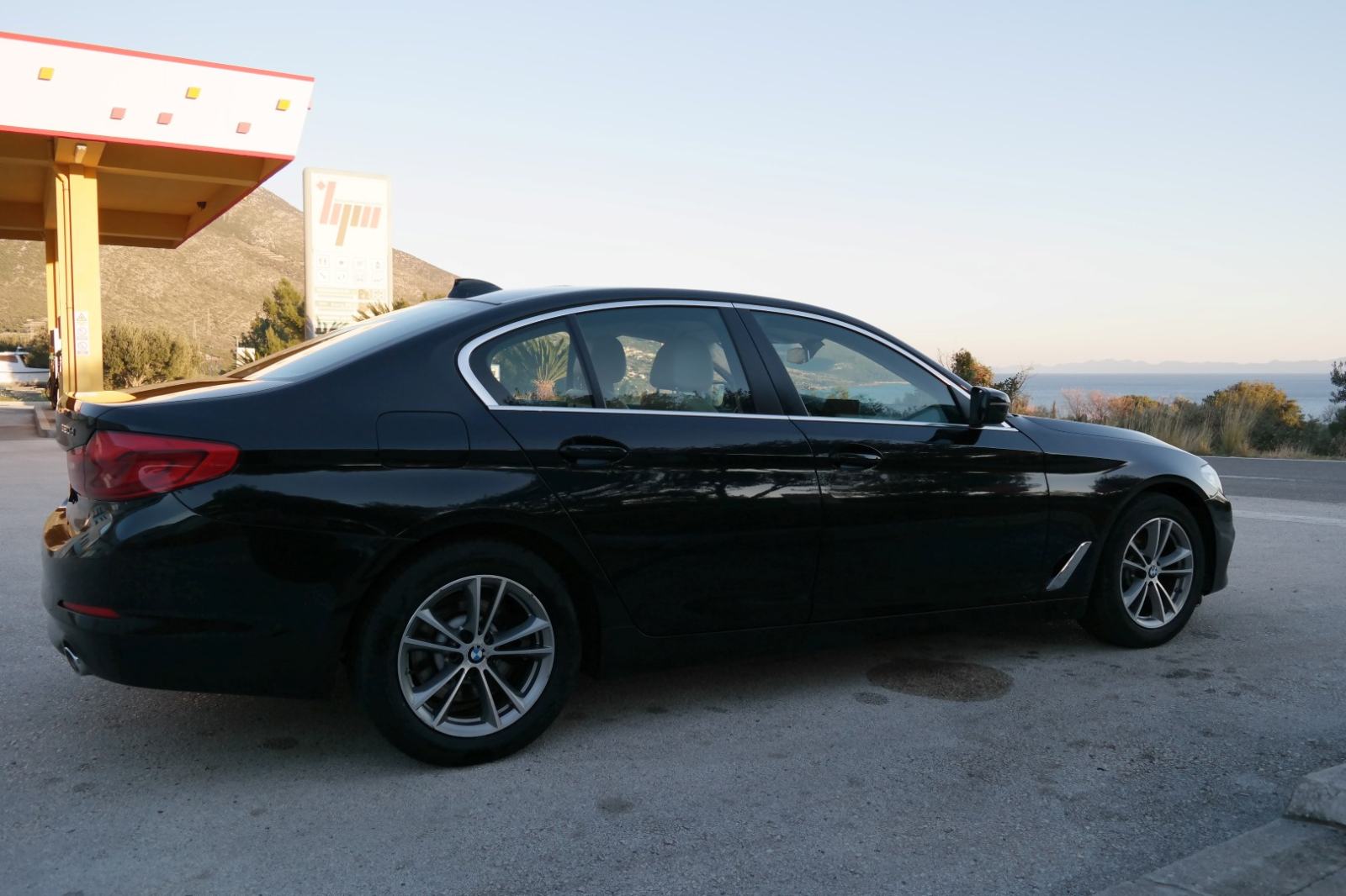 BMW 520d ksenon,navigacija,koža,servisna knjiga,kao novi, fotografija 8
