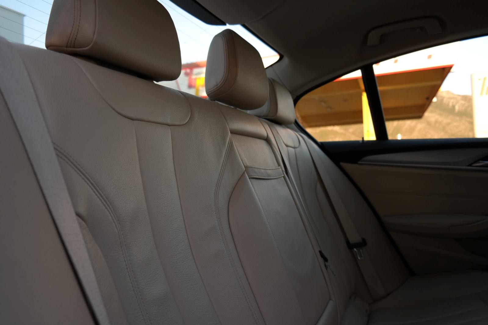 BMW 520d ksenon,navigacija,koža,servisna knjiga,kao novi, fotografija 15