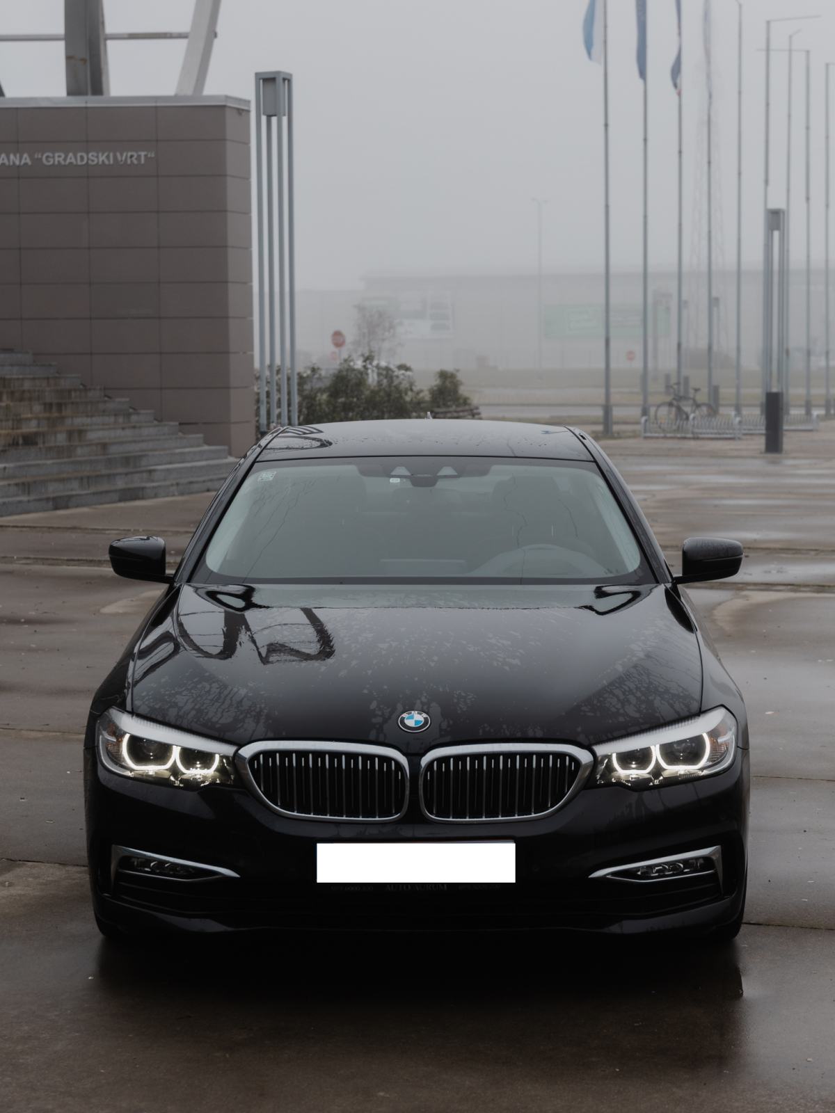 BMW 520d Luxury Line, fotografija 2