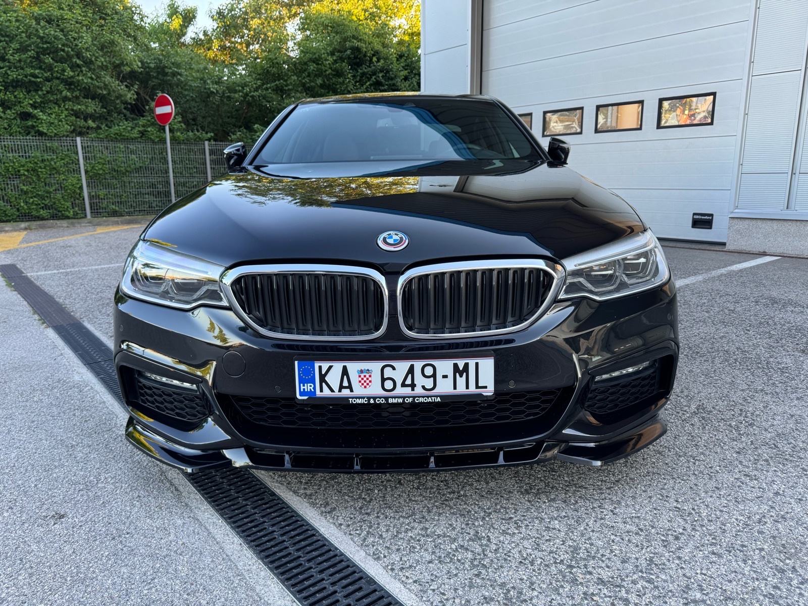 BMW 520d **///M PAKET,AUTOMATIK,REG 05/27,SERVISNA,4 KLJUČA,140 KW**, fotografija 8