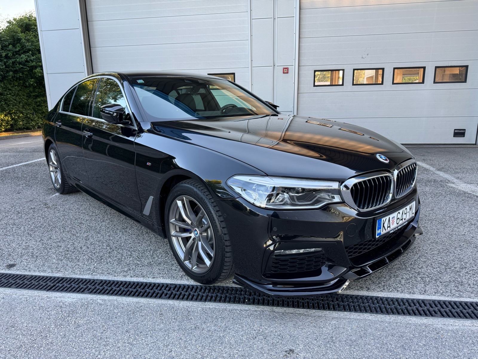BMW 520d **///M PAKET,AUTOMATIK,REG 05/27,SERVISNA,4 KLJUČA,140 KW**, fotografija 7