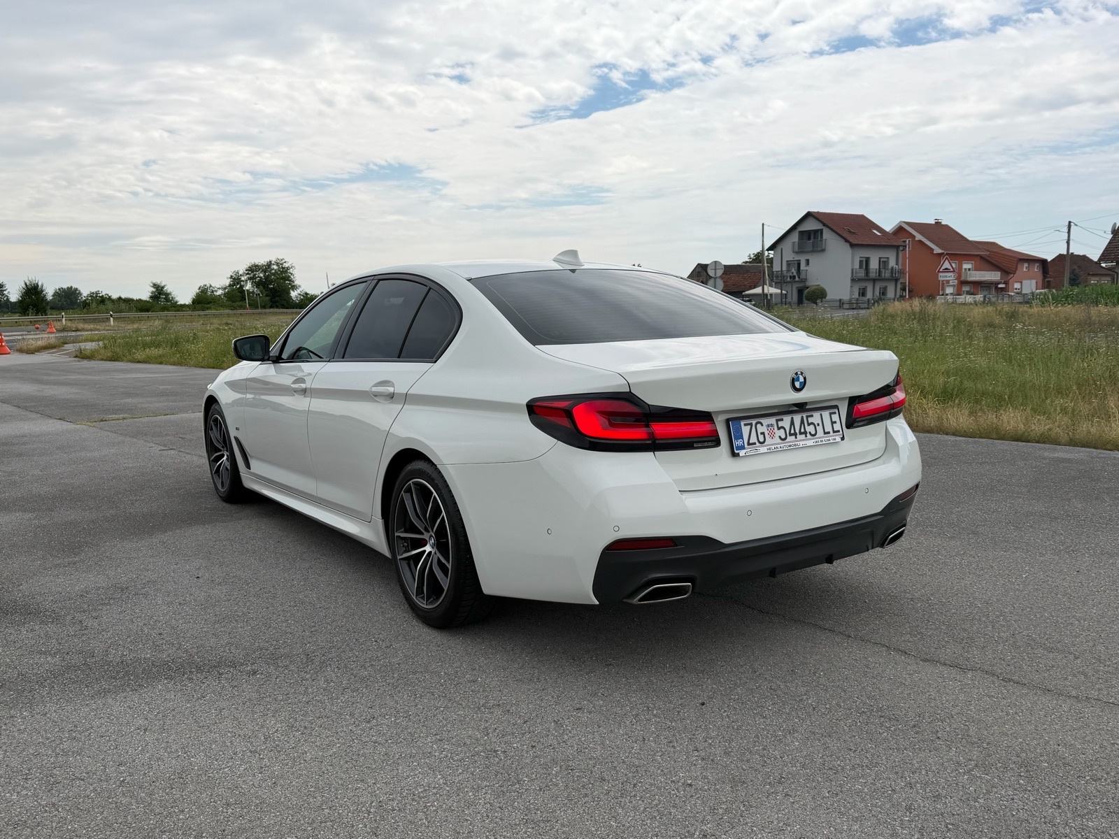 BMW 520d M-Paket #LED #KAMERA #SA PDV-om, fotografija 6