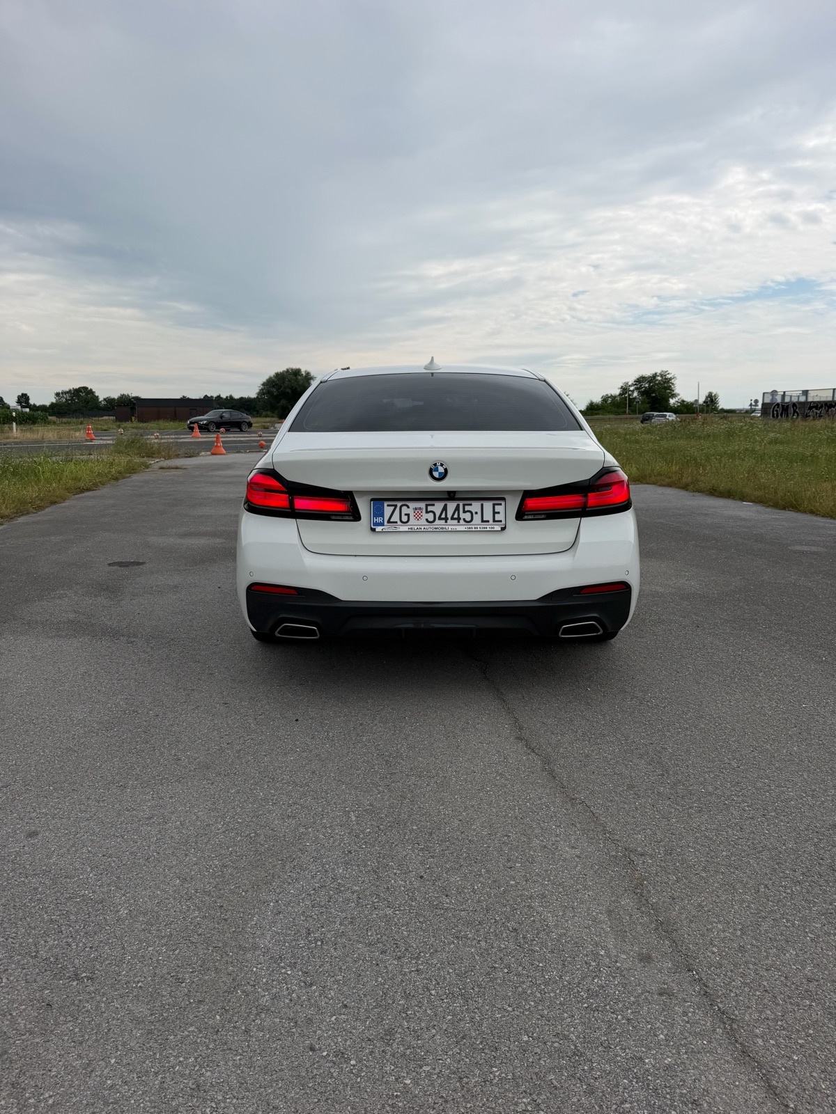 BMW 520d M-Paket #LED #KAMERA #SA PDV-om, fotografija 7