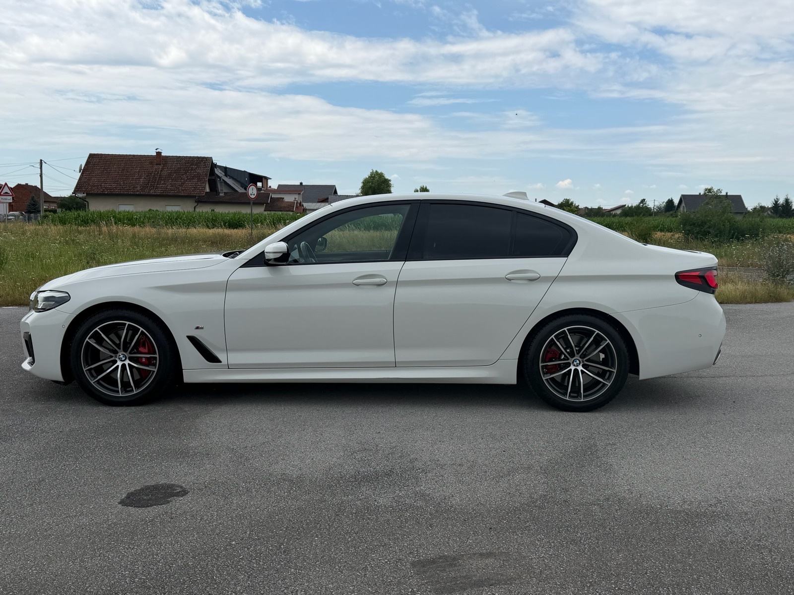 BMW 520d M-Paket #LED #KAMERA #SA PDV-om, fotografija 4