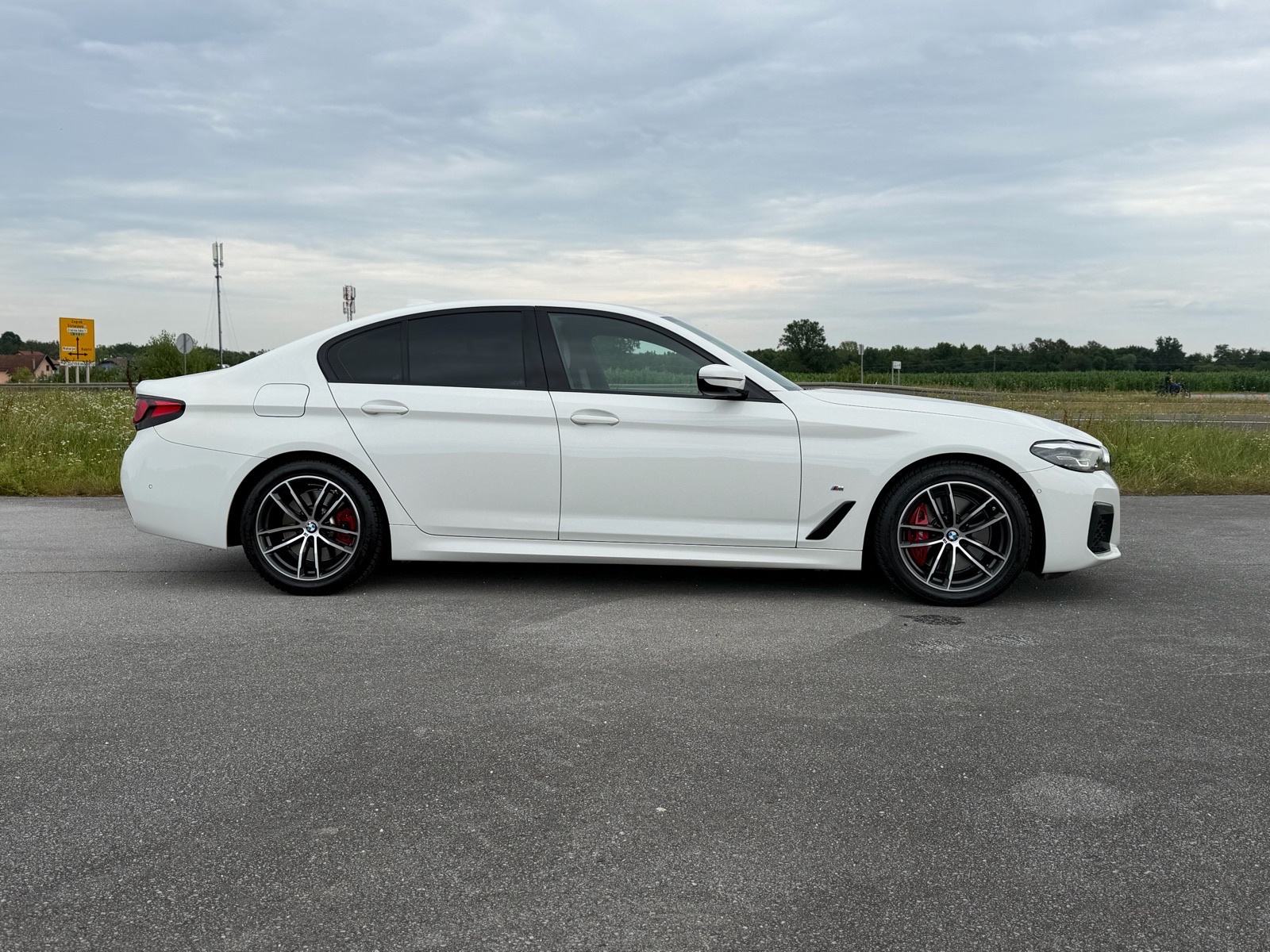 BMW 520d M-Paket #LED #KAMERA #SA PDV-om, fotografija 5