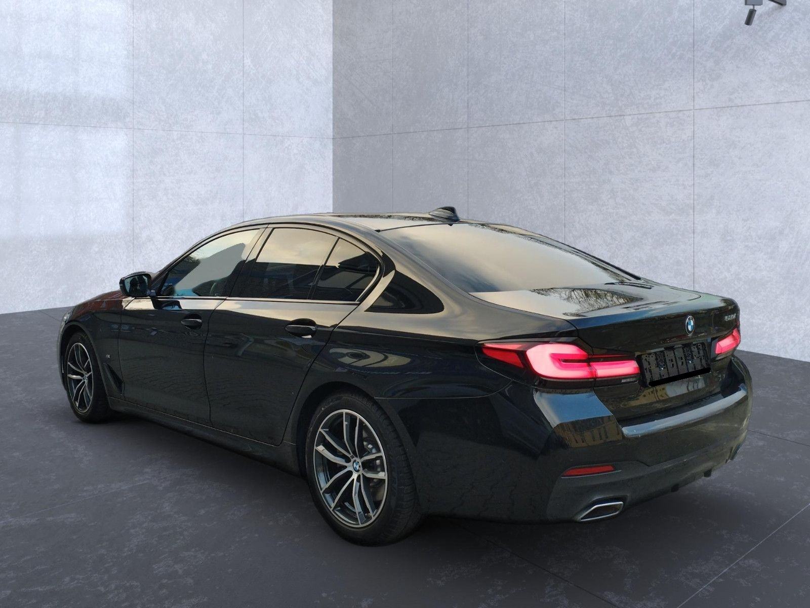 BMW 520D M paket *** SERVISNA *** FULL OPREMA *** u susavu PDV-a ***, fotografija 5