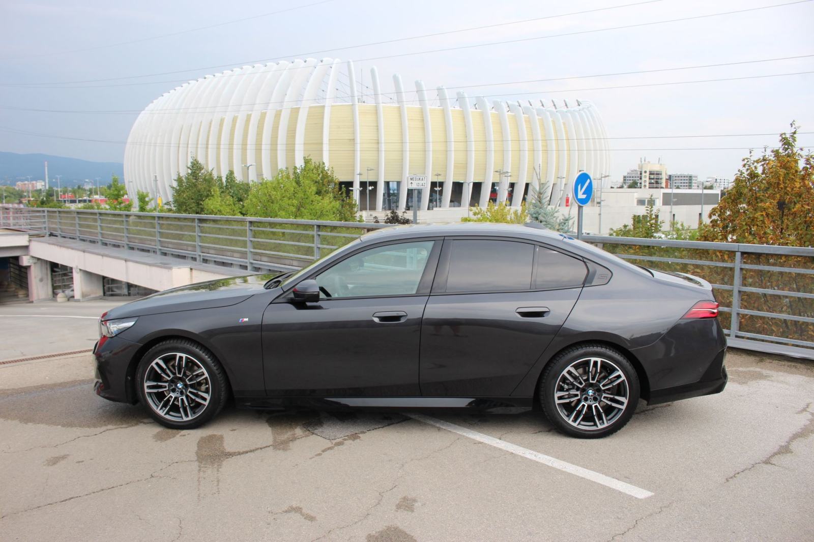 BMW 520d M-sport•Novi model•Virtual Cock.•Gr.sjed.•PDV•14000km•2025 g., fotografija 6