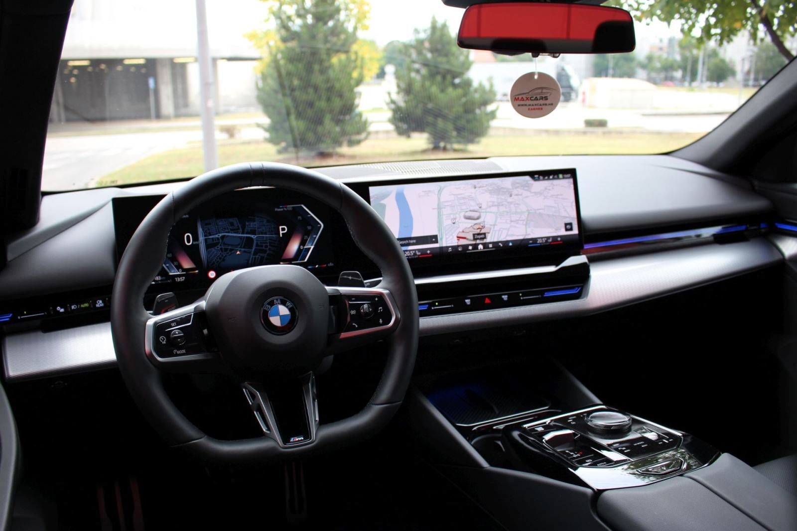 BMW 520d M-sport•Novi model•Virtual Cock.•Gr.sjed.•PDV•14000km•2025 g., pogled izvana - slika 3
