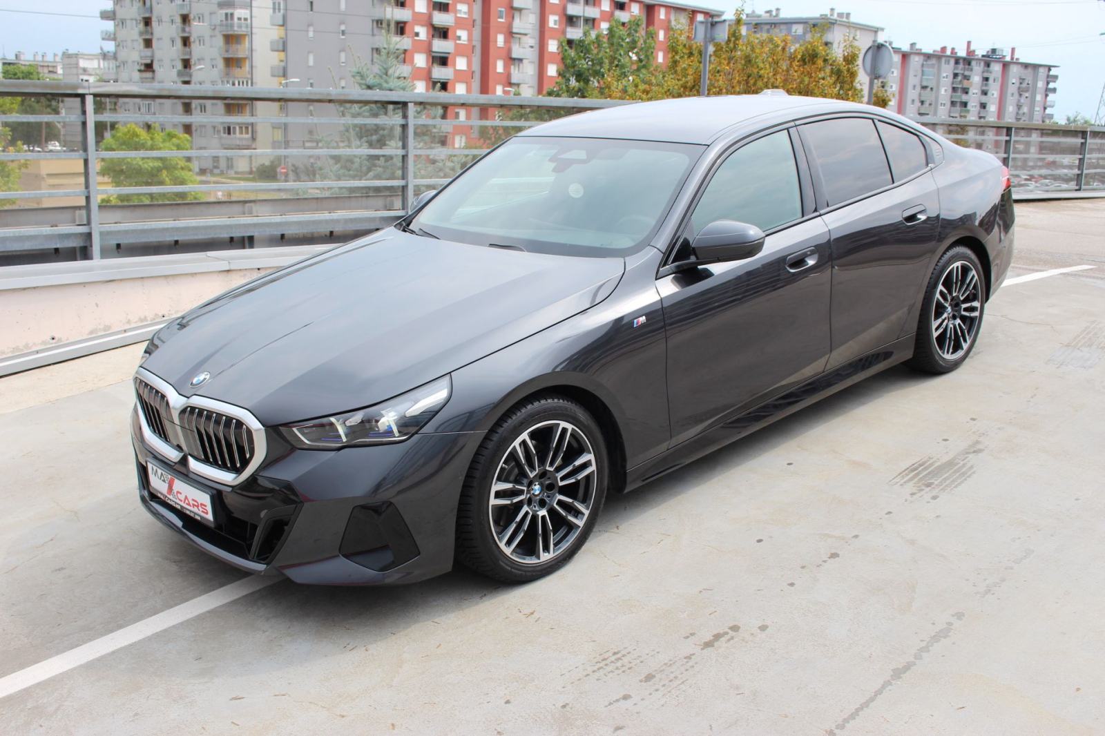 BMW 520d M-sport•Novi model•Virtual Cock.•Gr.sjed.•PDV•14000km•2025 g., fotografija 11