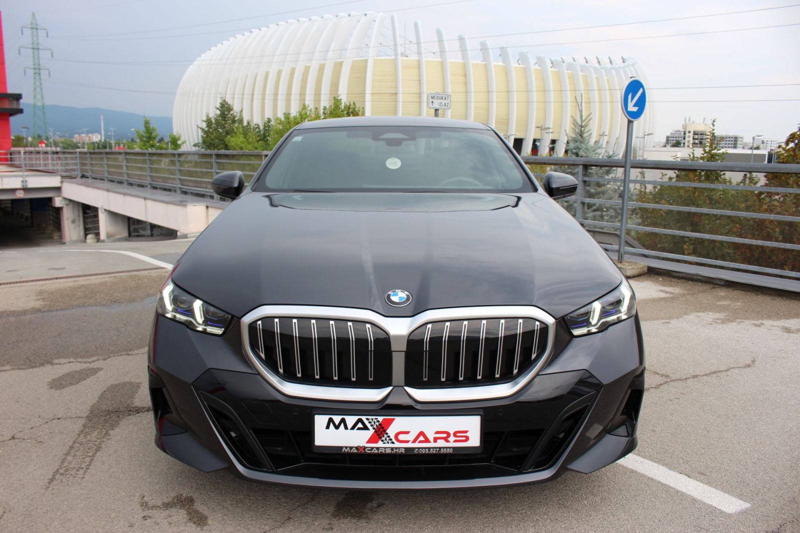 BMW 520d M-sport•Novi model•Virtual Cock.•Gr.sjed.•PDV•14000km•2025 g., fotografija 15