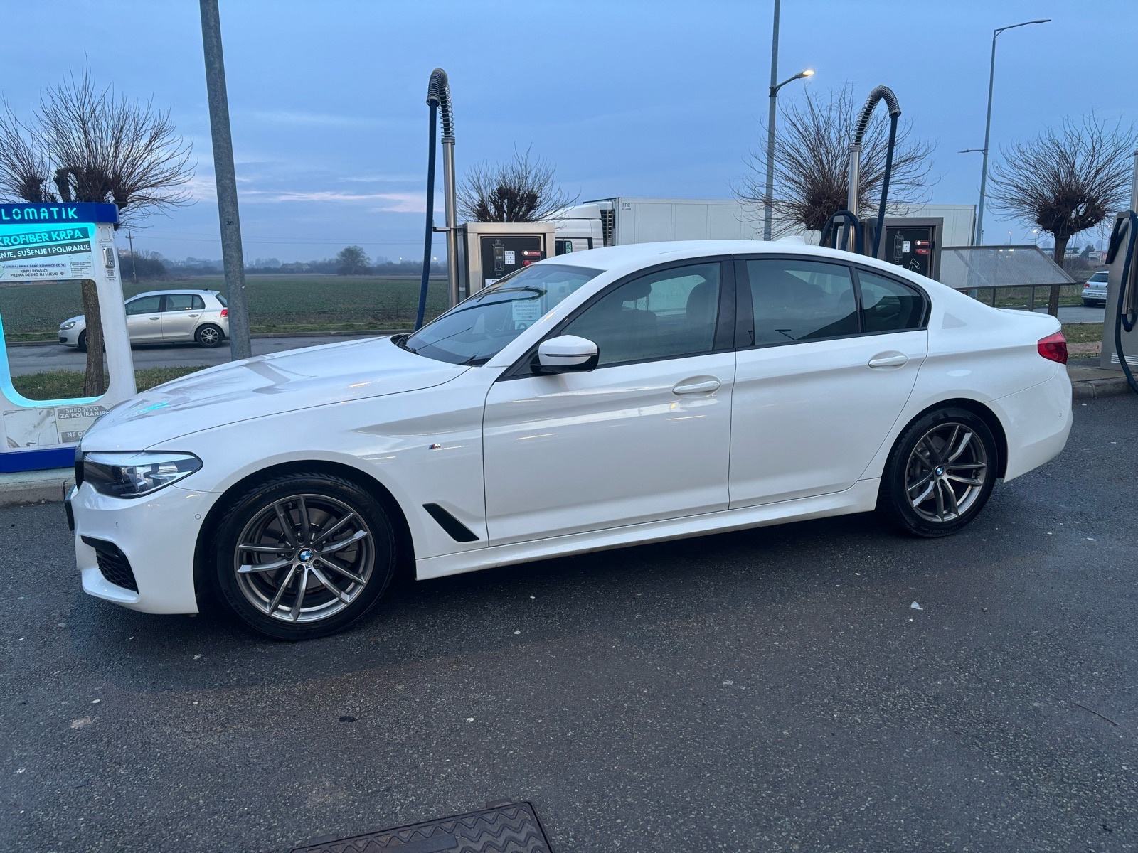 BMW 520d M Sport, fotografija 2