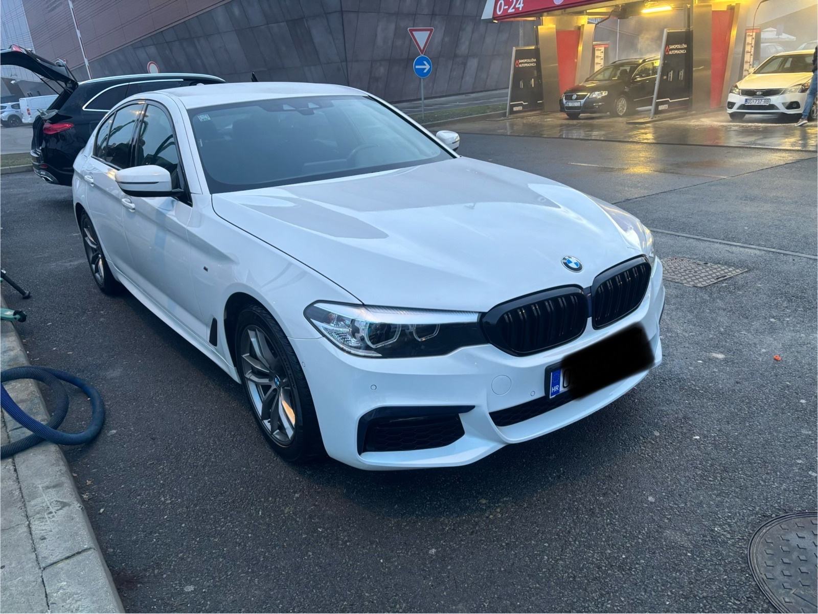 BMW 520d M Sport, fotografija 3