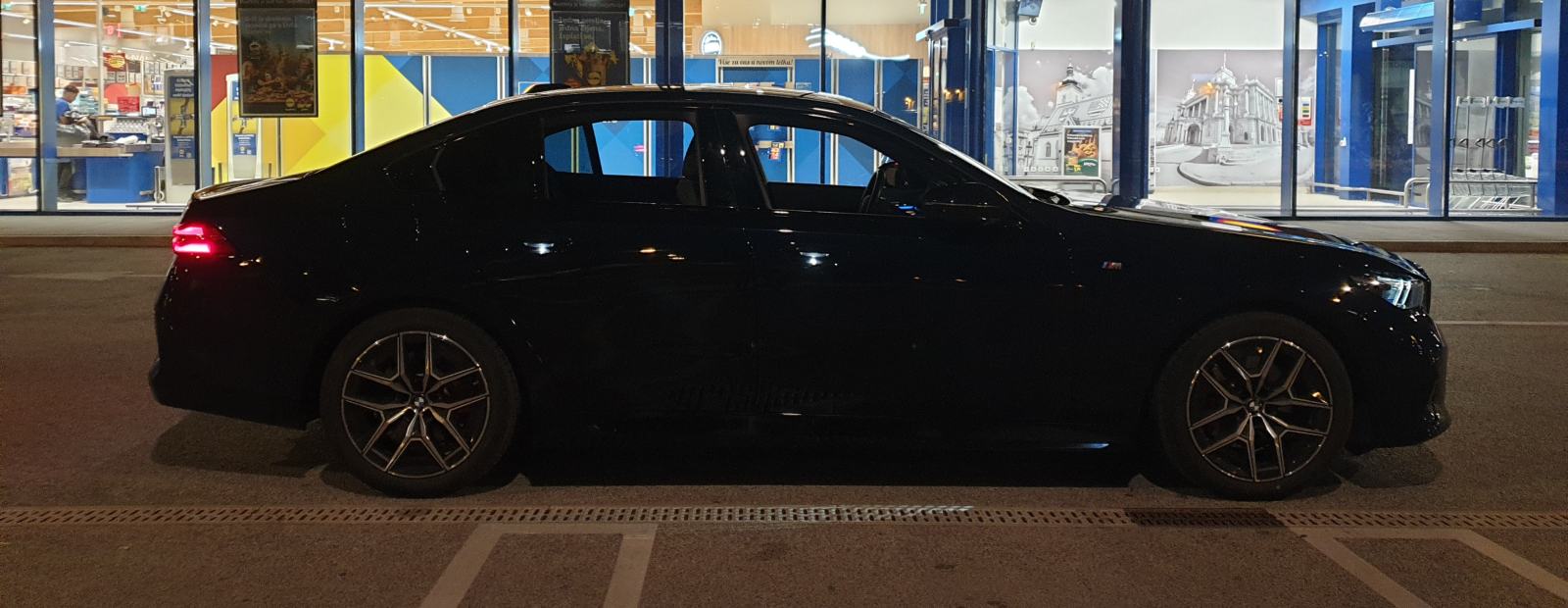 BMW 520d M-sport paket PRO xDrive, fotografija 10