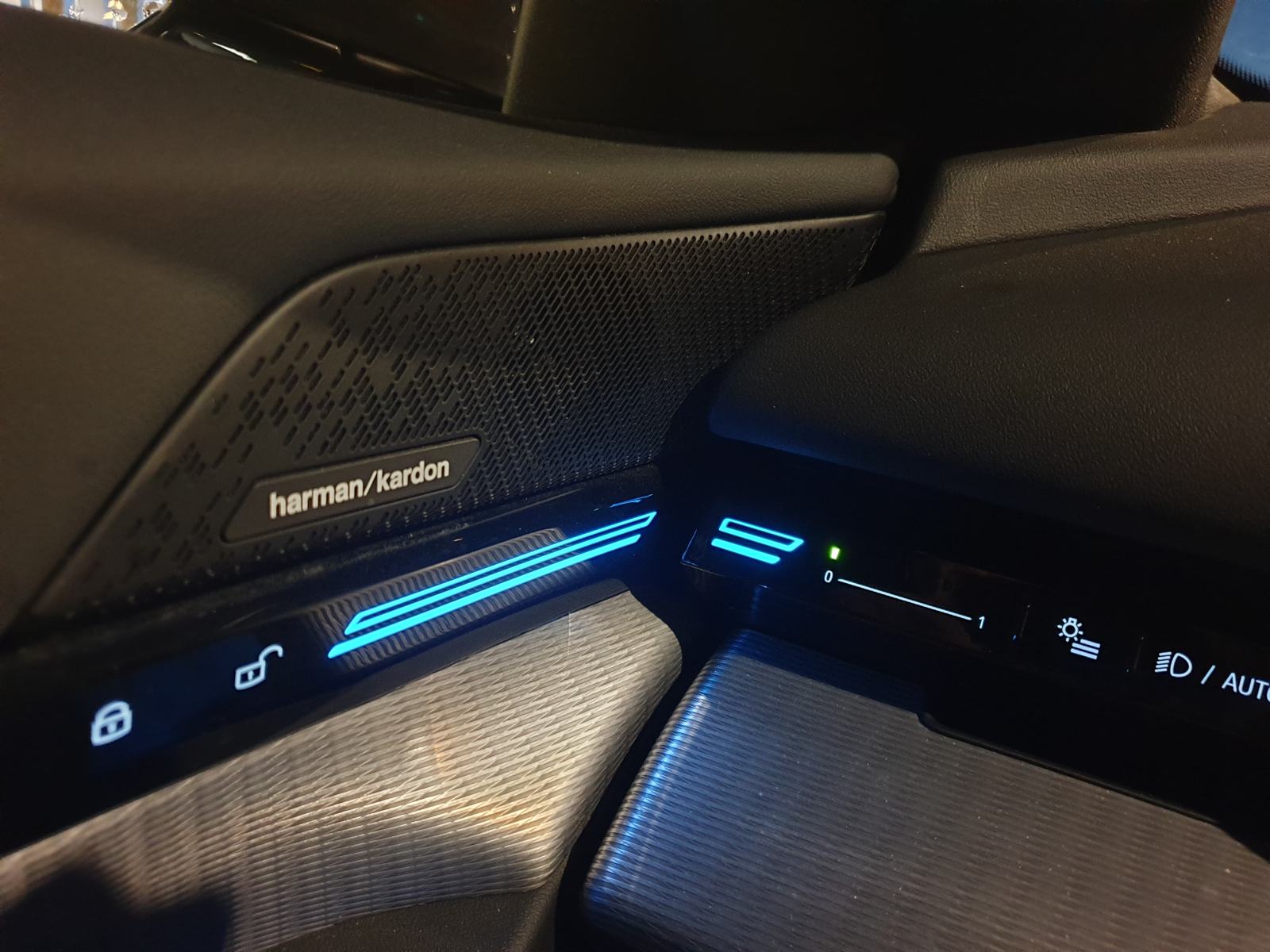 BMW 520d M-sport paket PRO xDrive, fotografija 18