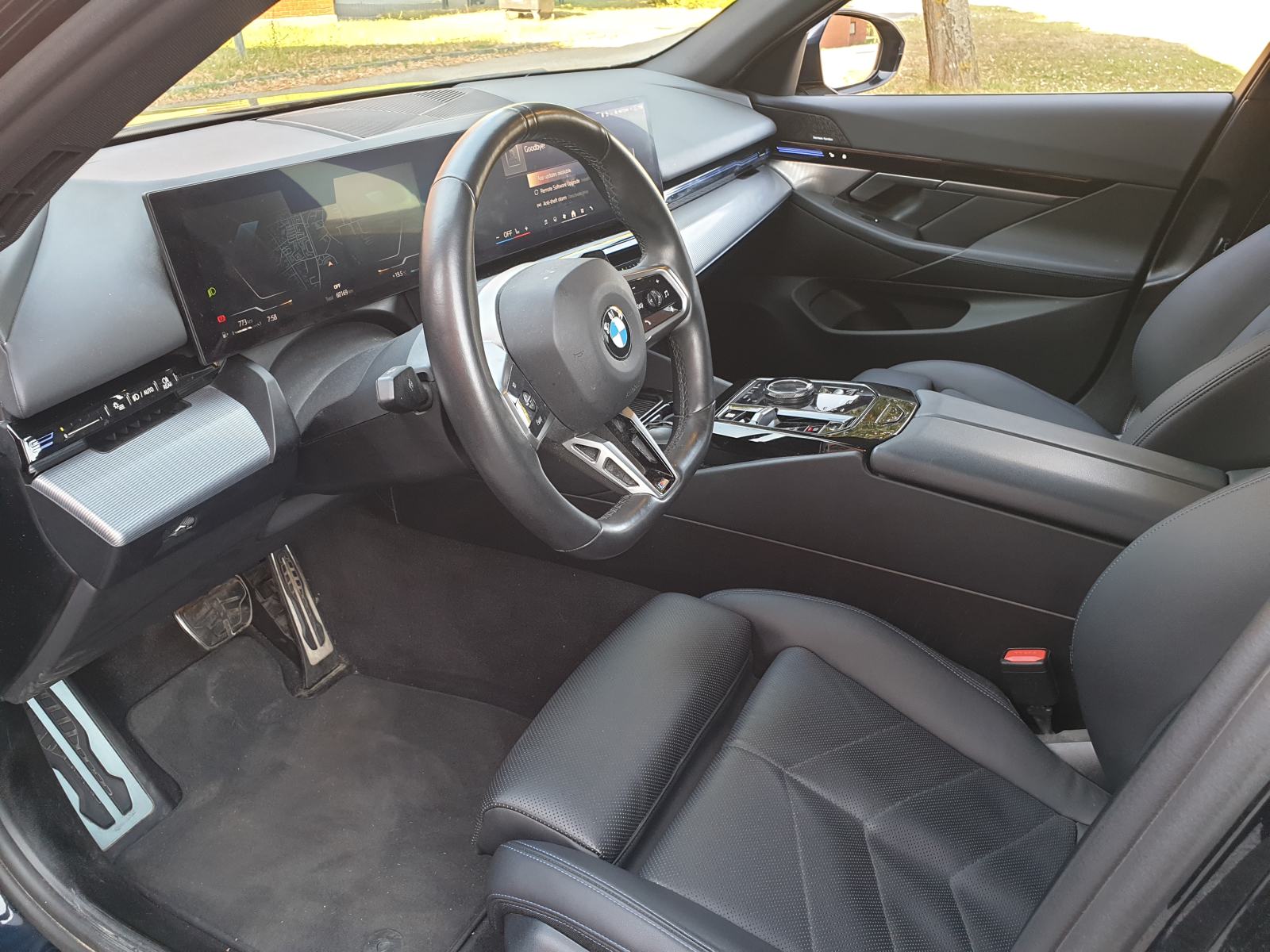 BMW 520d M-sport paket PRO xDrive, fotografija 13