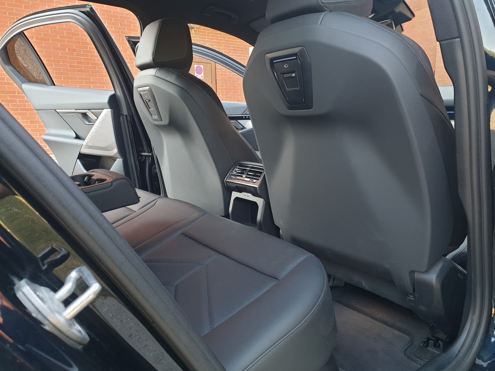 BMW 520d M-sport paket PRO xDrive, fotografija 16